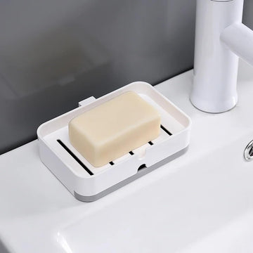 4747